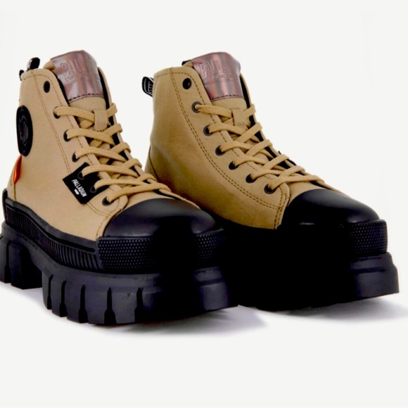 PALLADIUM HIGH TX IN OLIVE-NIB/NWT - Picture 1 of 11